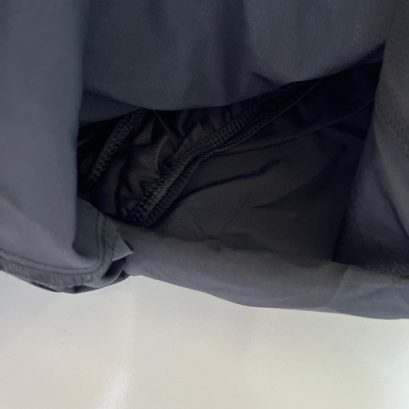 NWT Nike Women's Black Running Shorts - Picture 3 of 4